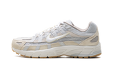 P-6000 WMNS"Photon Dust Light Khaki" HV4312 025