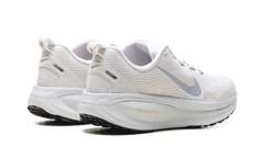 Vomero 18 WMNS"Vast Grey Summit White" HM6804 007