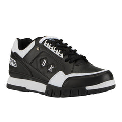 Metros Sneakers