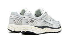 VOMERO 5 MNS WMNS"Photon Dust" FD0884 025