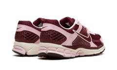 ZOOM VOMERO 5 WMNS"Pink Foam" FN7196 663