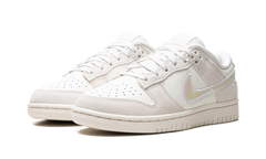 DUNK LOW WMNS"Ridescent Swoosh" HF5074 133
