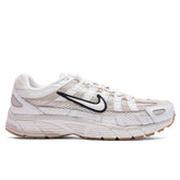 P - 6000 PRM - Summit White/Summit White/Light Bone