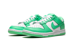 DUNK LOW WMNS"Green Glow" DD1503 105