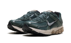 Air Zoom Vomero 5 WMNS"Vintage Green" FN6742 300