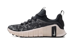 Free Metcon 6 SE WMNS"Black Silt Red" HV2017 001
