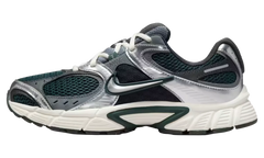 V5 RNR WMNS"Seaweed Metallic Silver" HQ7901 300