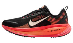 Vomero 18 WMNS"Black/ Washed Coral/ Hot Lava/ Bright Mango" HM6804 010