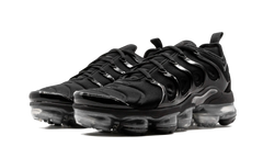 AIR VAPORMAX PLUS WMNS"Triple Black" DH1063 001