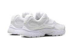 V5 RNR WMNS"White Black Metallic Silver" HQ7901 101