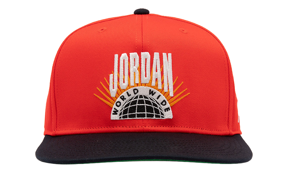 Essentials Pro Structured Flat Bill Hat "Chile Red / Kelly Green / Sail" IF3508 673