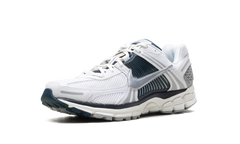 Air Zoom Vomero 5 WMNS"White Armory Navy" HV2412 100